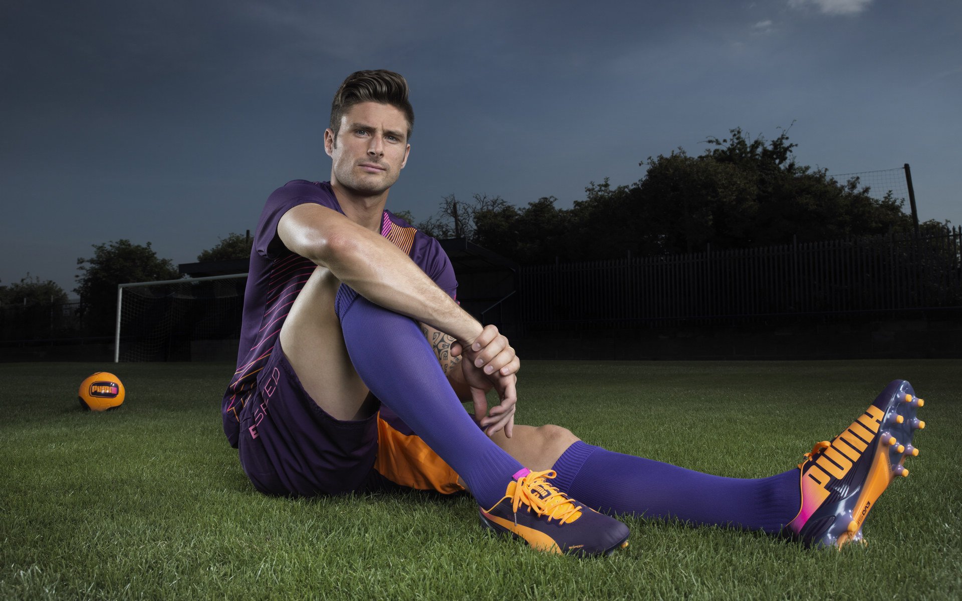 欧冠十六强次回合：拜仁主场4比0痛击萨尔茨堡 表明争冠决心